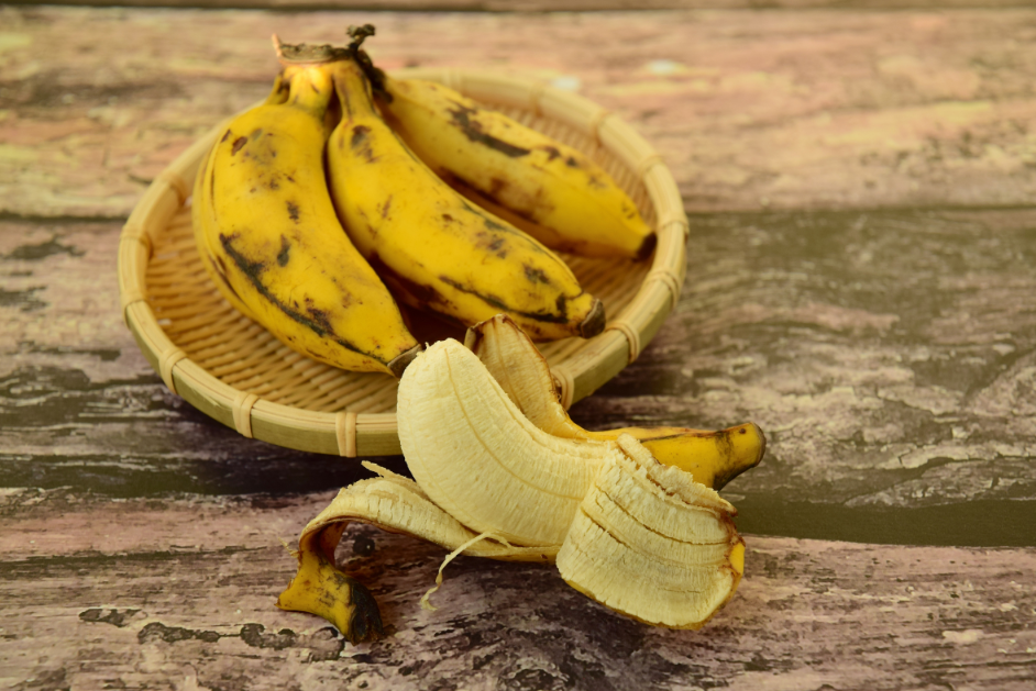 Latundan Banana Health Benefits And Nutritional Facts Ecosprout